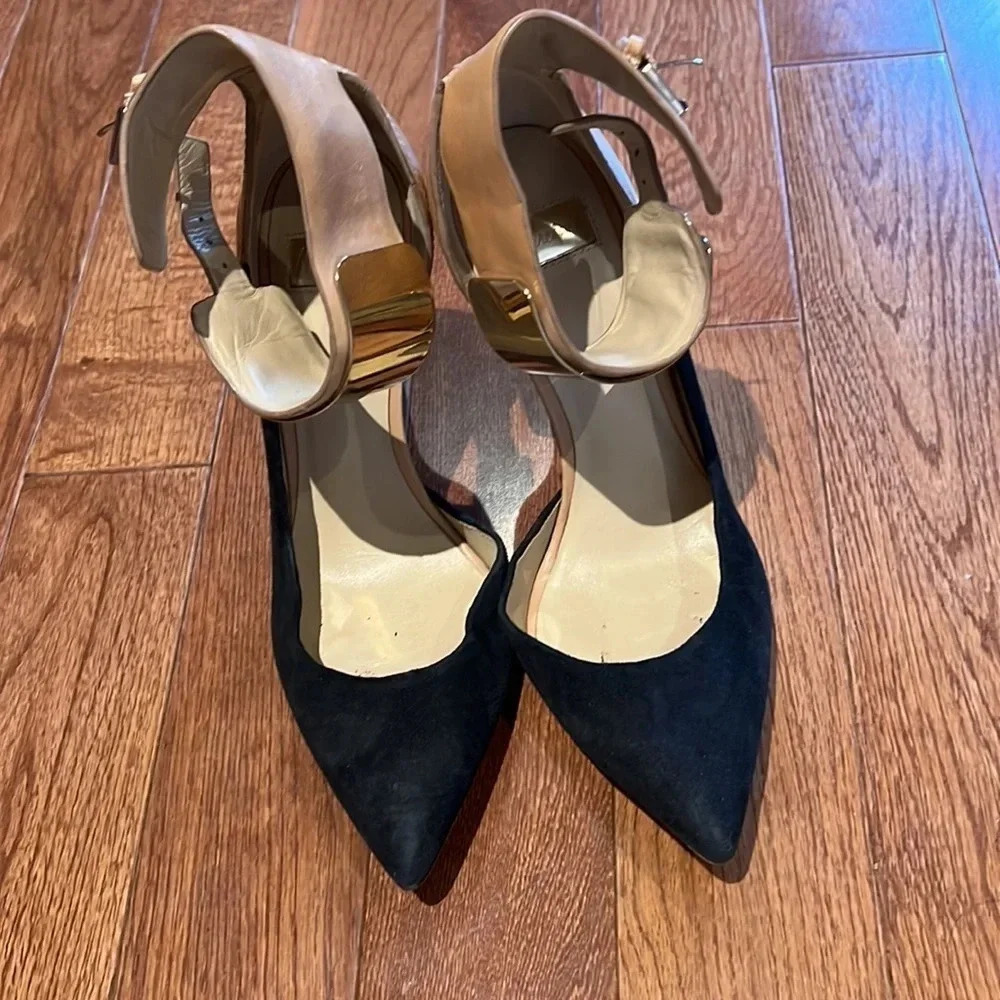 Marciano Arlene Pump with Ankle Strap Sz 6 - Picture 4 of 12
